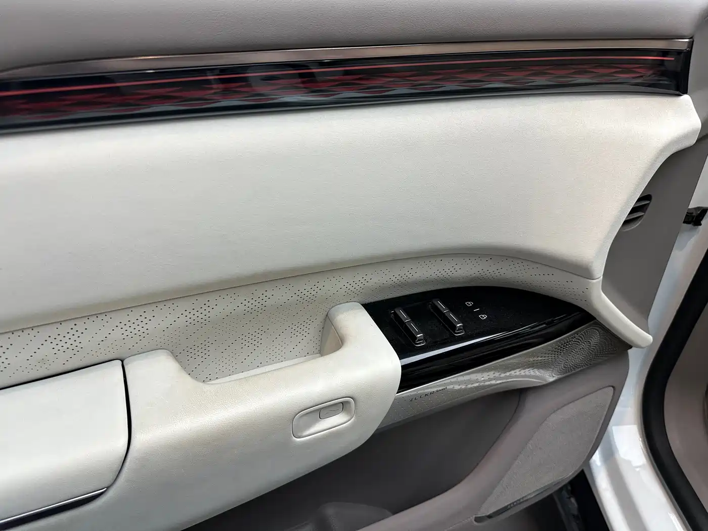 ZEEKR EXTREME KRYPTON 7X