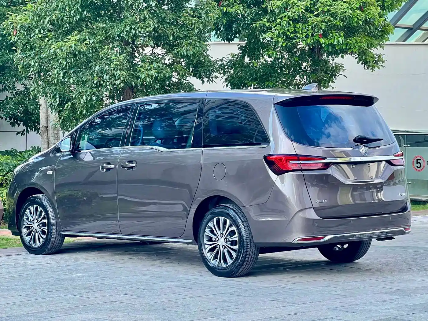 Buick GL8 2023 Model Land Business Class Smart фото 6