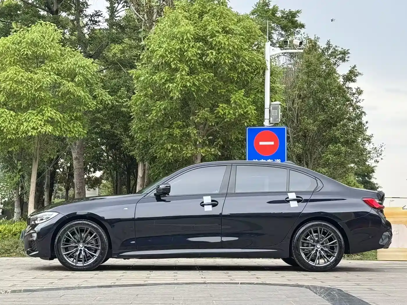 BMW 3 Series 2020 325Li M Sport Black Night Package фото 10
