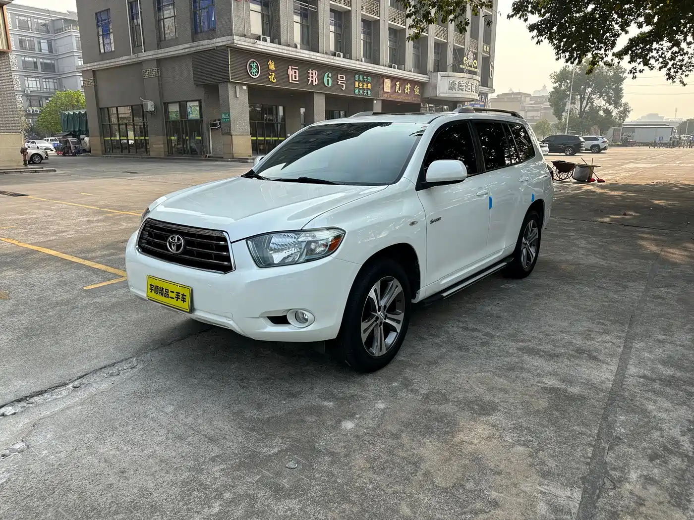 Toyota Highlander 2011 2.7L 2WD 7-seat Luxury