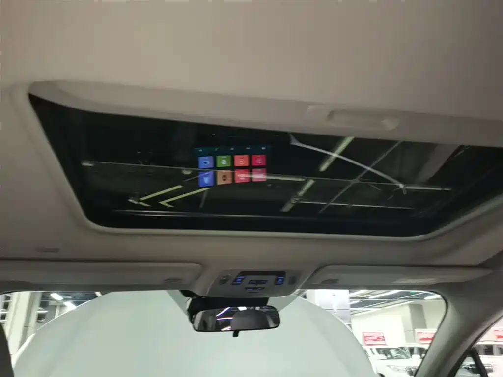 Toyota Sienna 2021 2.5L Hybrid Comfort Edition фото 8