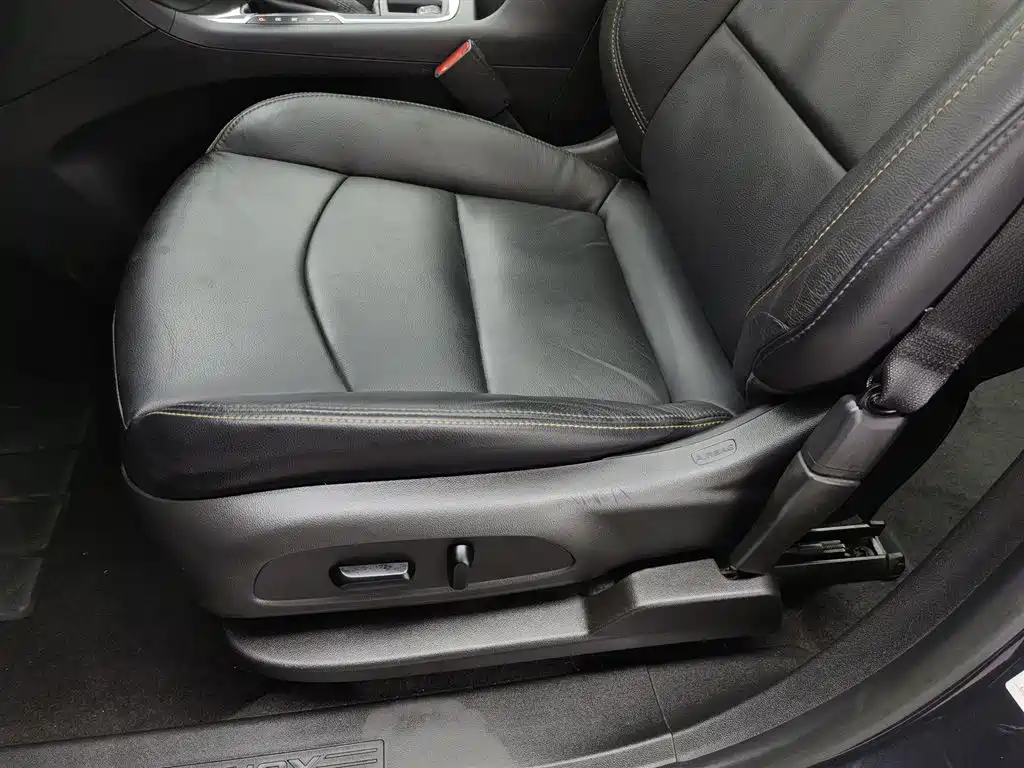 Chevrolet Equinox 2021 535T Chijie Edition фото 20