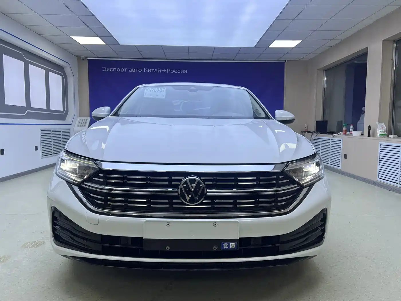 Volkswagen Sagitar 2023 Model Year 280TSI DSG Surpass Edition фото 2