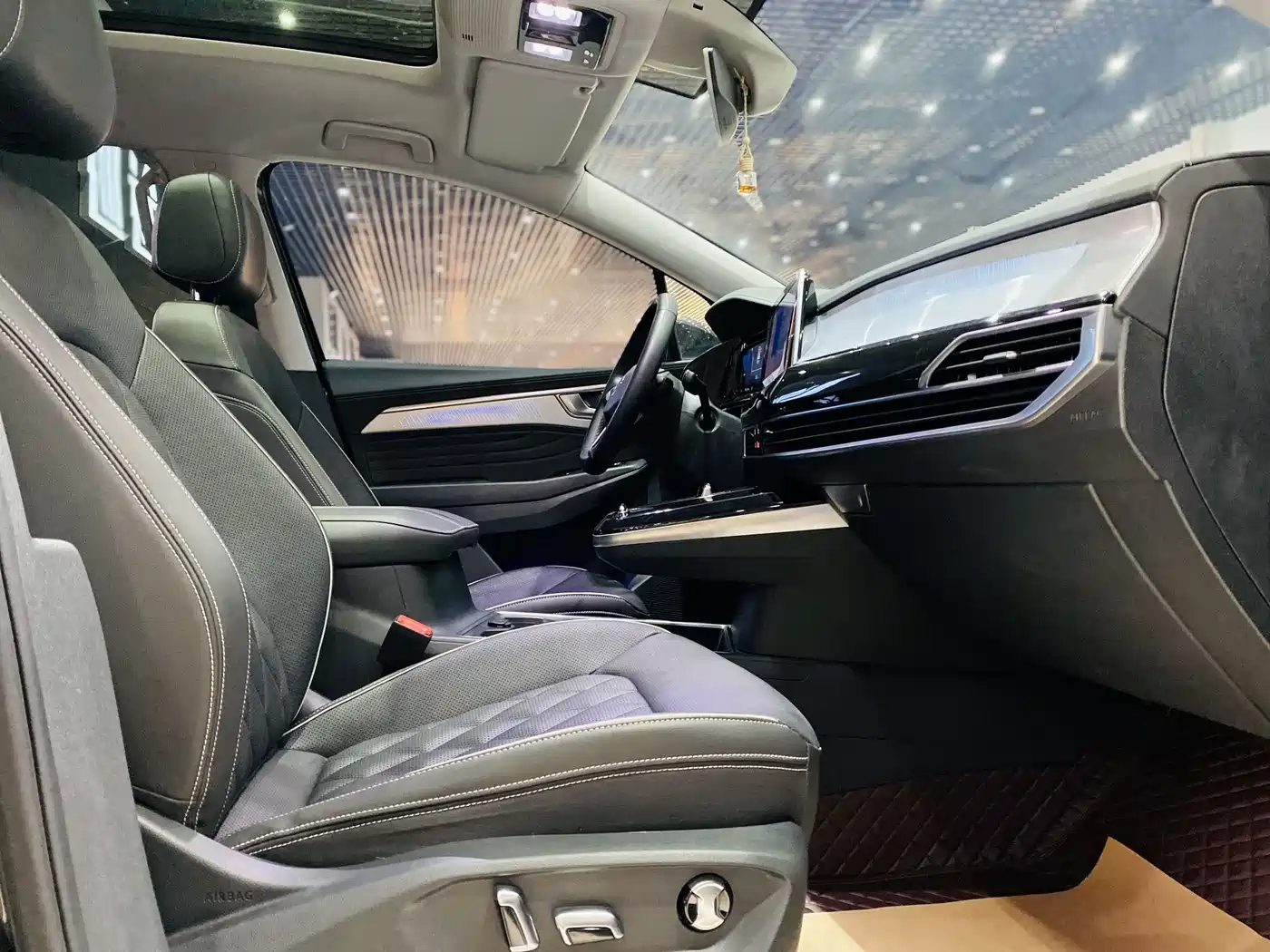 Volkswagen Talagon 2022 530TSI 4WD Flagship Victory Pro Edition 6-seater фото 6