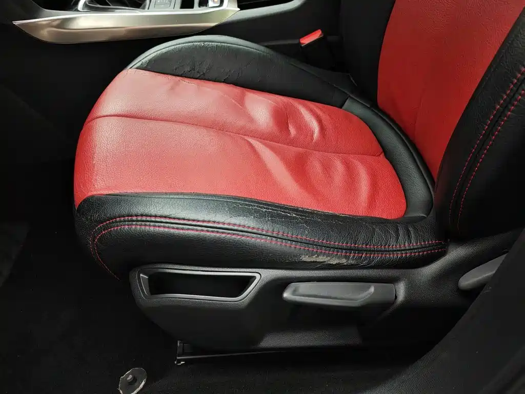 Peugeot 408 2014 1.8L Automatic Luxury Edition фото 20