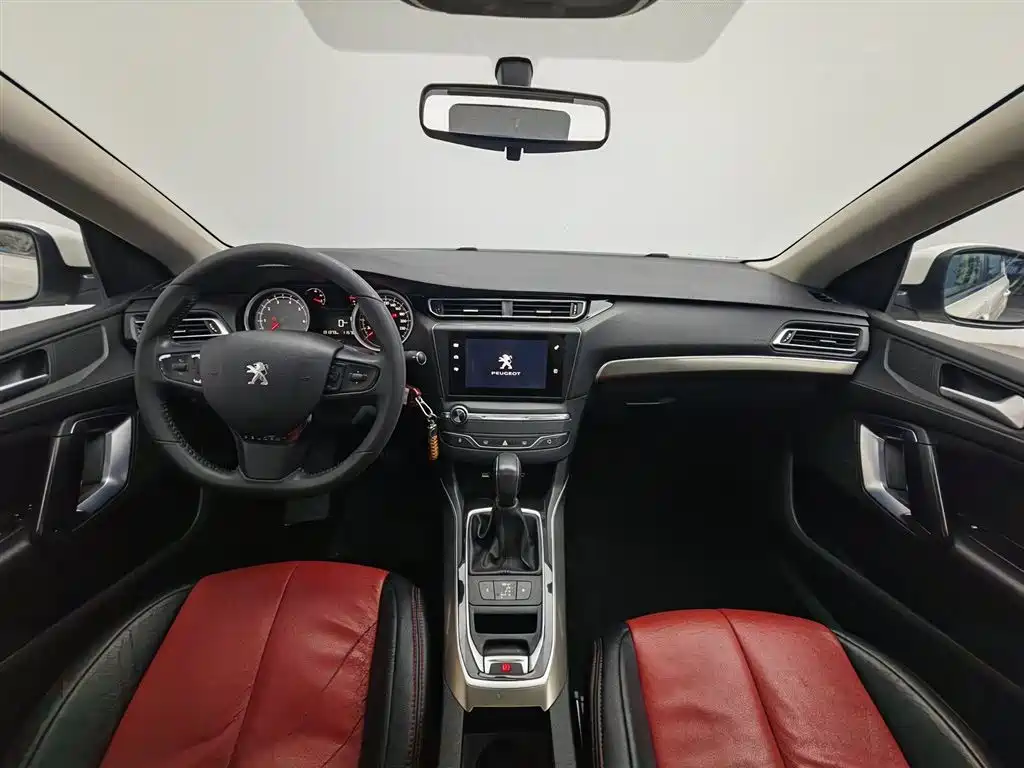 Peugeot 408 2014 1.8L Automatic Luxury Edition фото 5