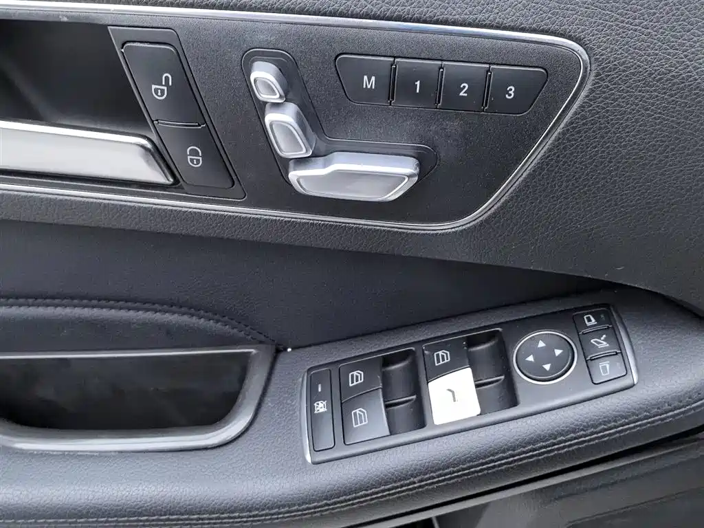Mercedes-Benz E-Class 2015 Facelift E 260 L Sport фото 9