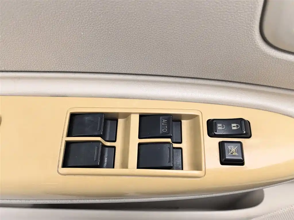 BYD F3 2013 Energy-saving Edition 1.5L Manual Comfort фото 9