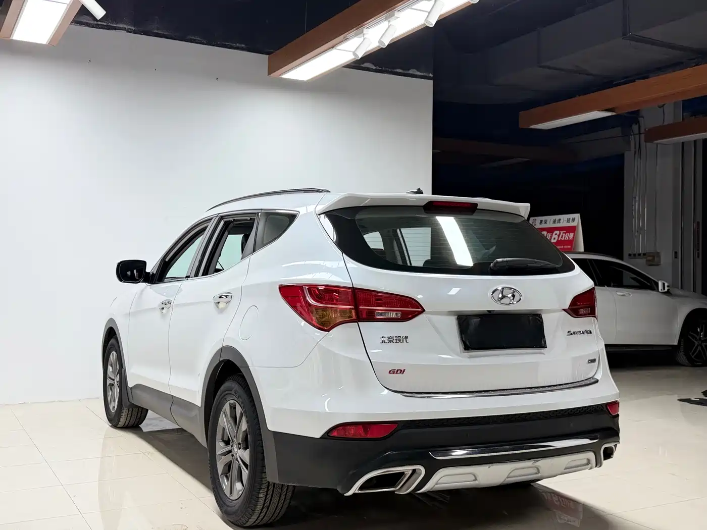 Hyundai Santa Fe 2013 Facelift 2.4L Automatic 4WD Smart фото 6