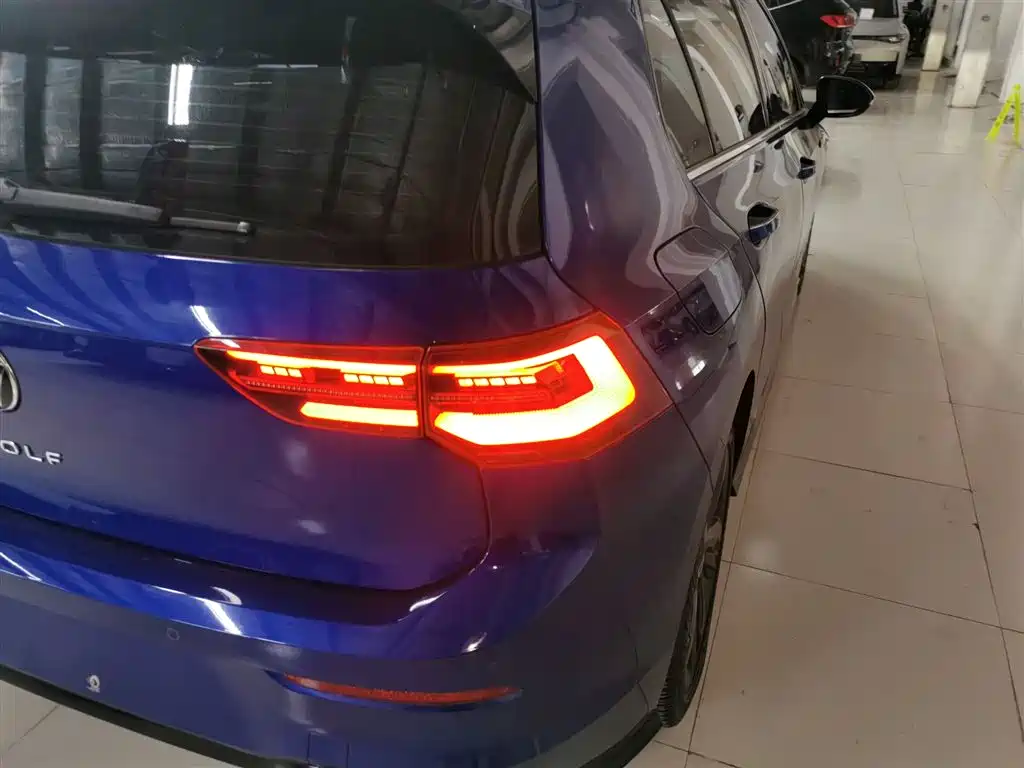 Volkswagen Golf 2021 280TSI DSG R-Line фото 25