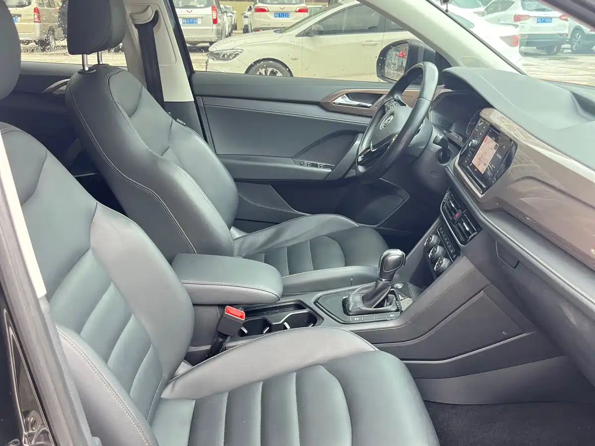Volkswagen Tharu 2019 280TSI 2WD Comfort Edition China VI фото 7
