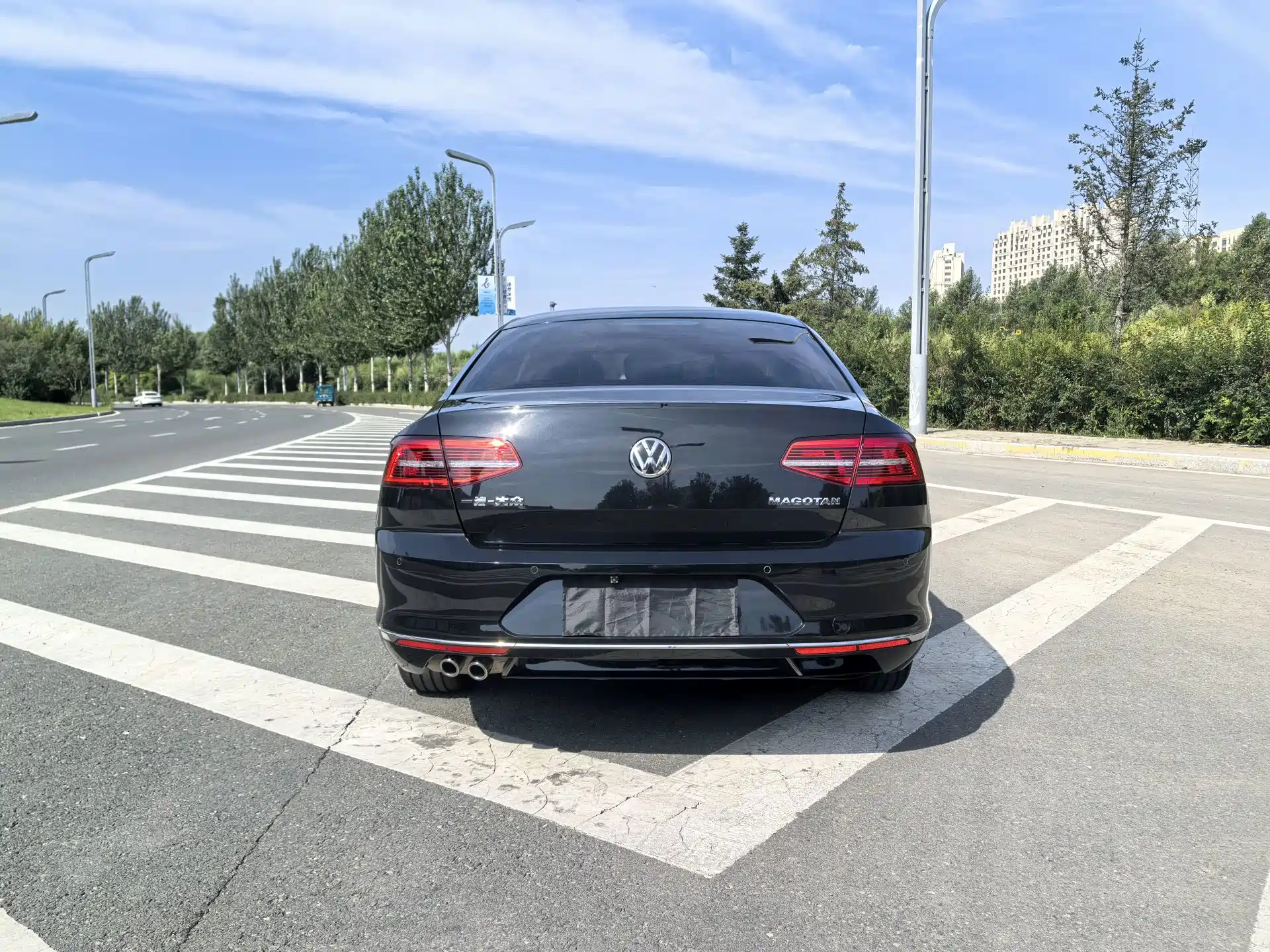 Фото 5 - Volkswagen Magotan