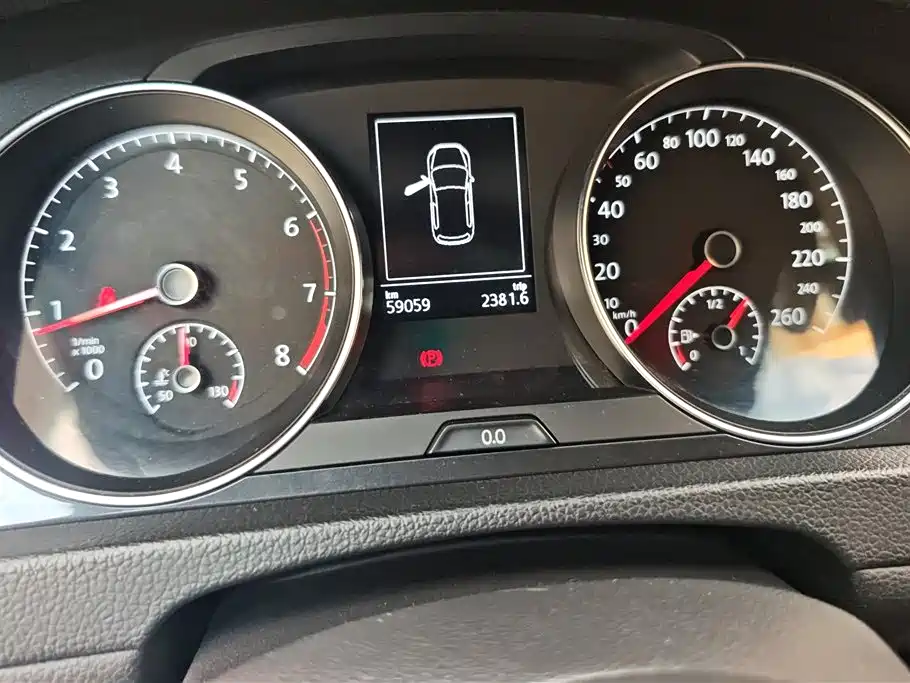 Volkswagen Golf 2018 1.6L Automatic Comfort фото 14