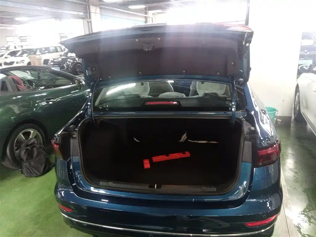 GEELY AUTOMOBILE EMGRAND
