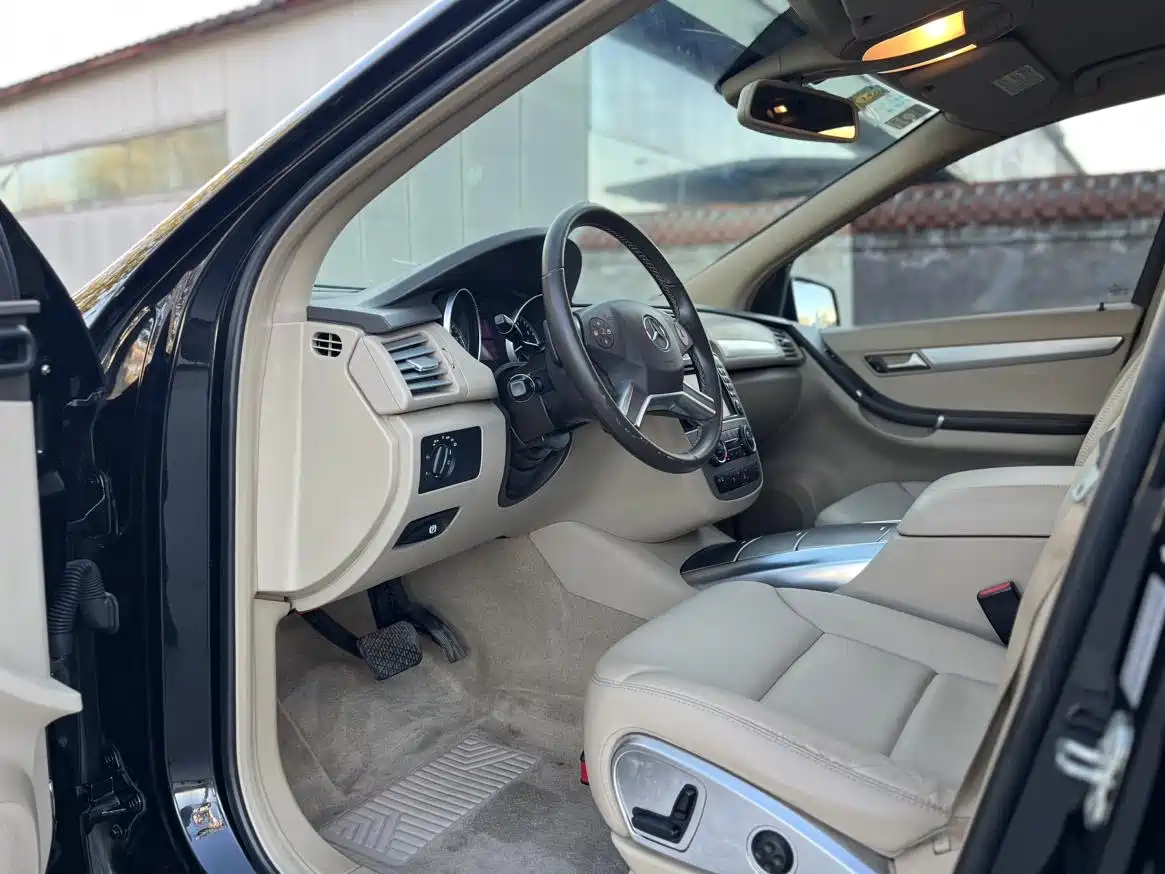 Mercedes-Benz R-Class 2011 R 300 L Business Class фото 16