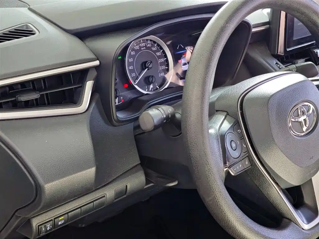 Toyota Corolla 2021 TNGA 1.5L CVT Pioneer Edition фото 11
