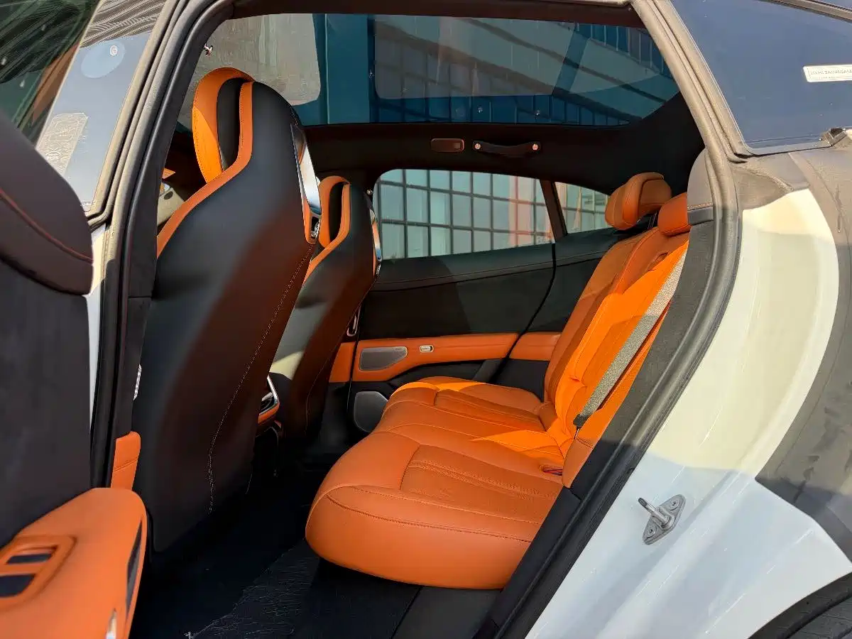 XIAOMI CAR XIAOMI YU7