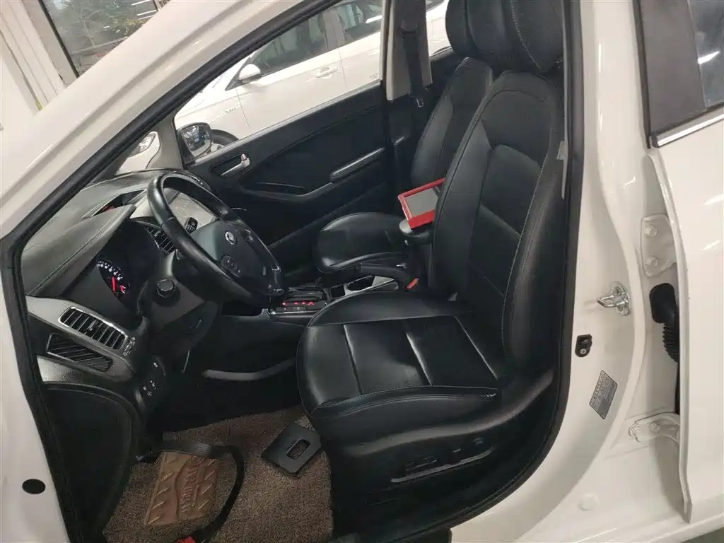 Kia K3 2017 1.6L Automatic 15th Anniversary Special GLS фото 11