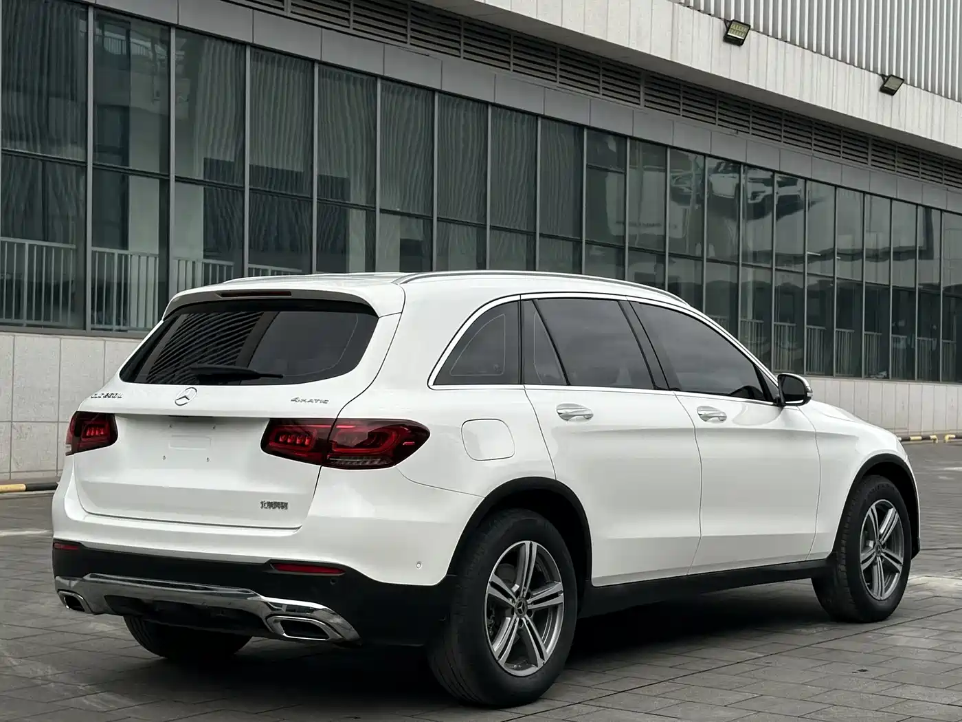 Mercedes-Benz GLC 2021 GLC 260 L 4MATIC Sporty фото 5