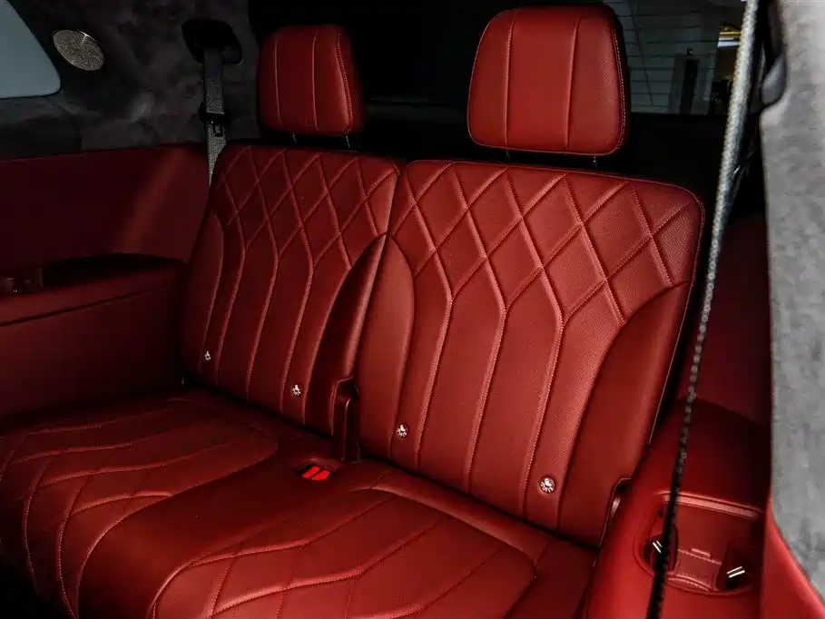 AITO Wenjie AITO M8 2025 Extended Range Ultra 53.4kWh 6-Seater фото 11
