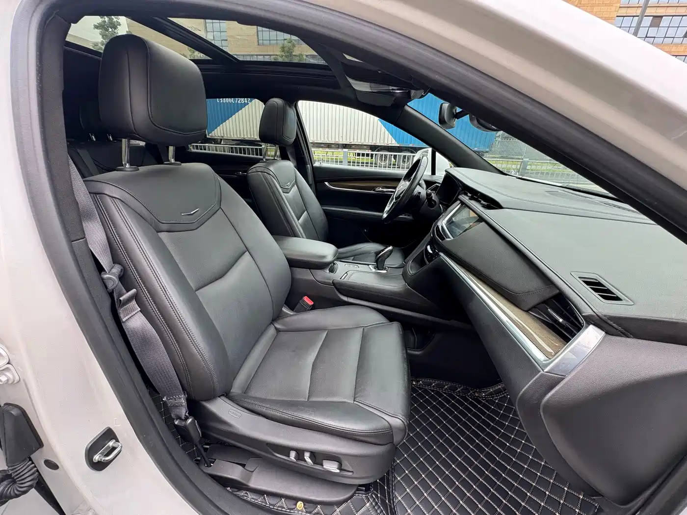 Cadillac XT5 2016 28T AWD Premium Model фото 10