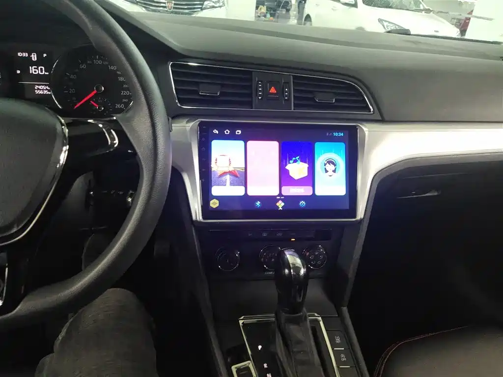 Volkswagen Lamando 2017 230TSI DSG Trend Edition фото 6