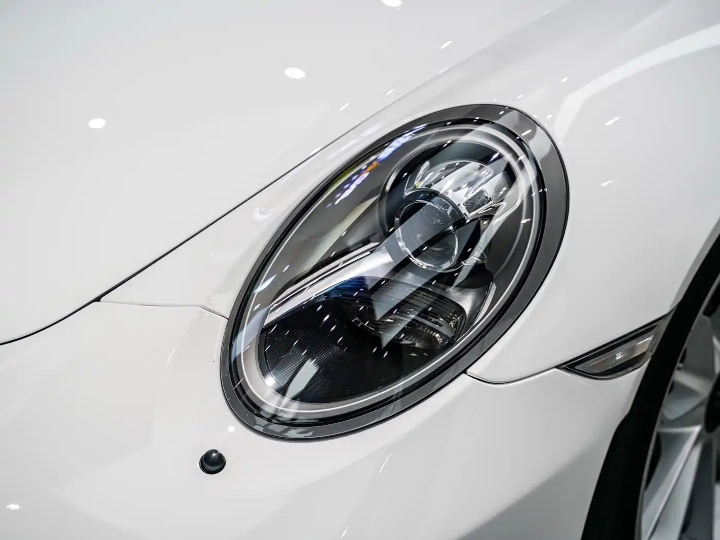 Porsche 911 2018 GT3 4.0L фото 17