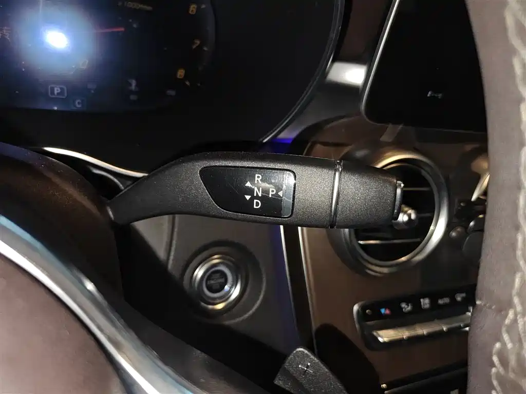 Mercedes-Benz GLC 2020 GLC 300 L 4MATIC Dynamic фото 10