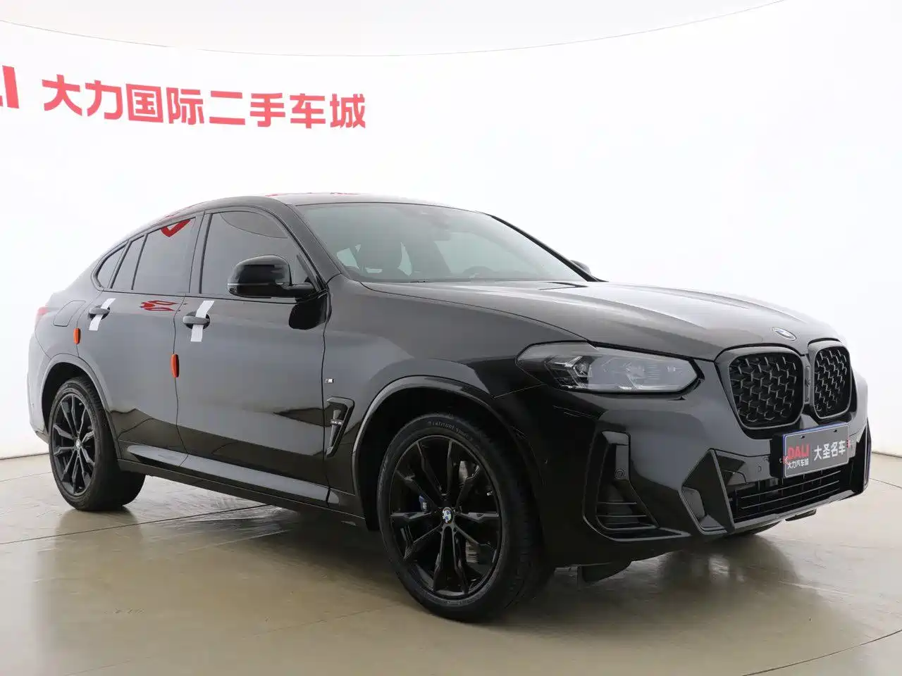 BMW X4 2022 Facelift xDrive 30i M Sport Shadow Edition фото 3