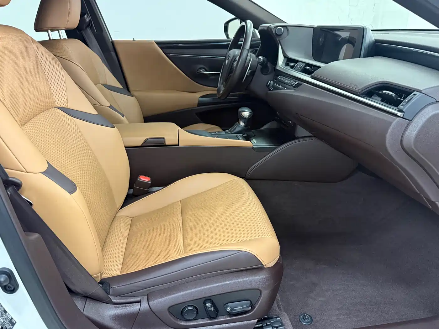 Lexus ES 2018 200 Excellence Edition China V фото 11