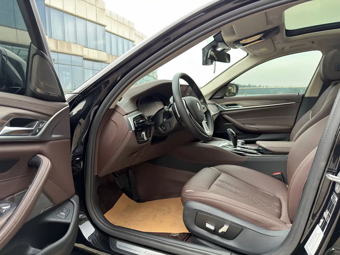 BMW 5 Series 2022 Facelift 530Li Leading Luxury Package фото 4