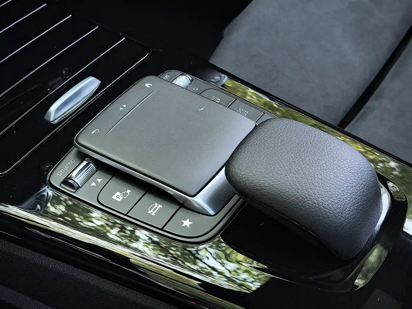 Mercedes-Benz A-Class 2021 A 200 L Sport Sedan Fashion Edition фото 17