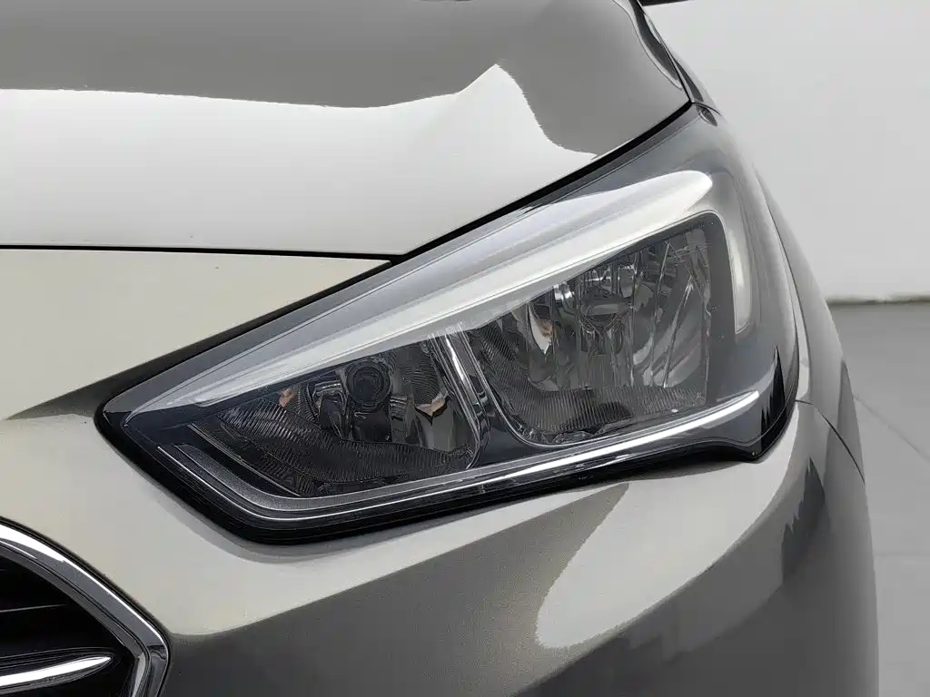 Фото 7 - Buick Excelle
