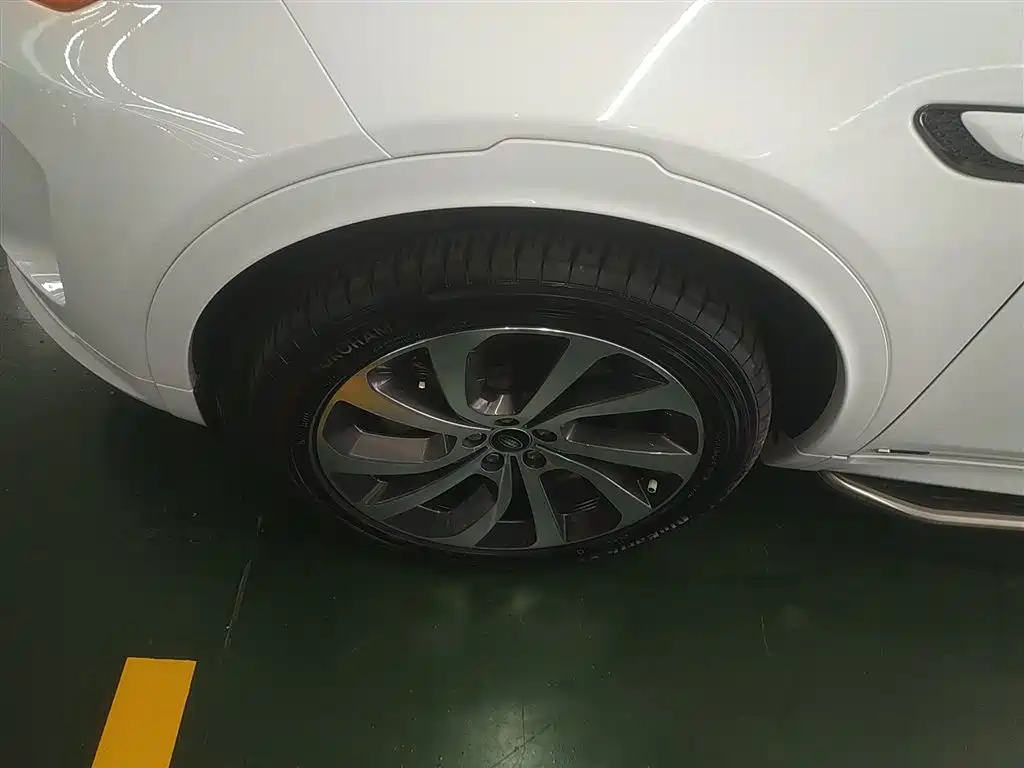 LAND ROVER DISCOVER SPORTS