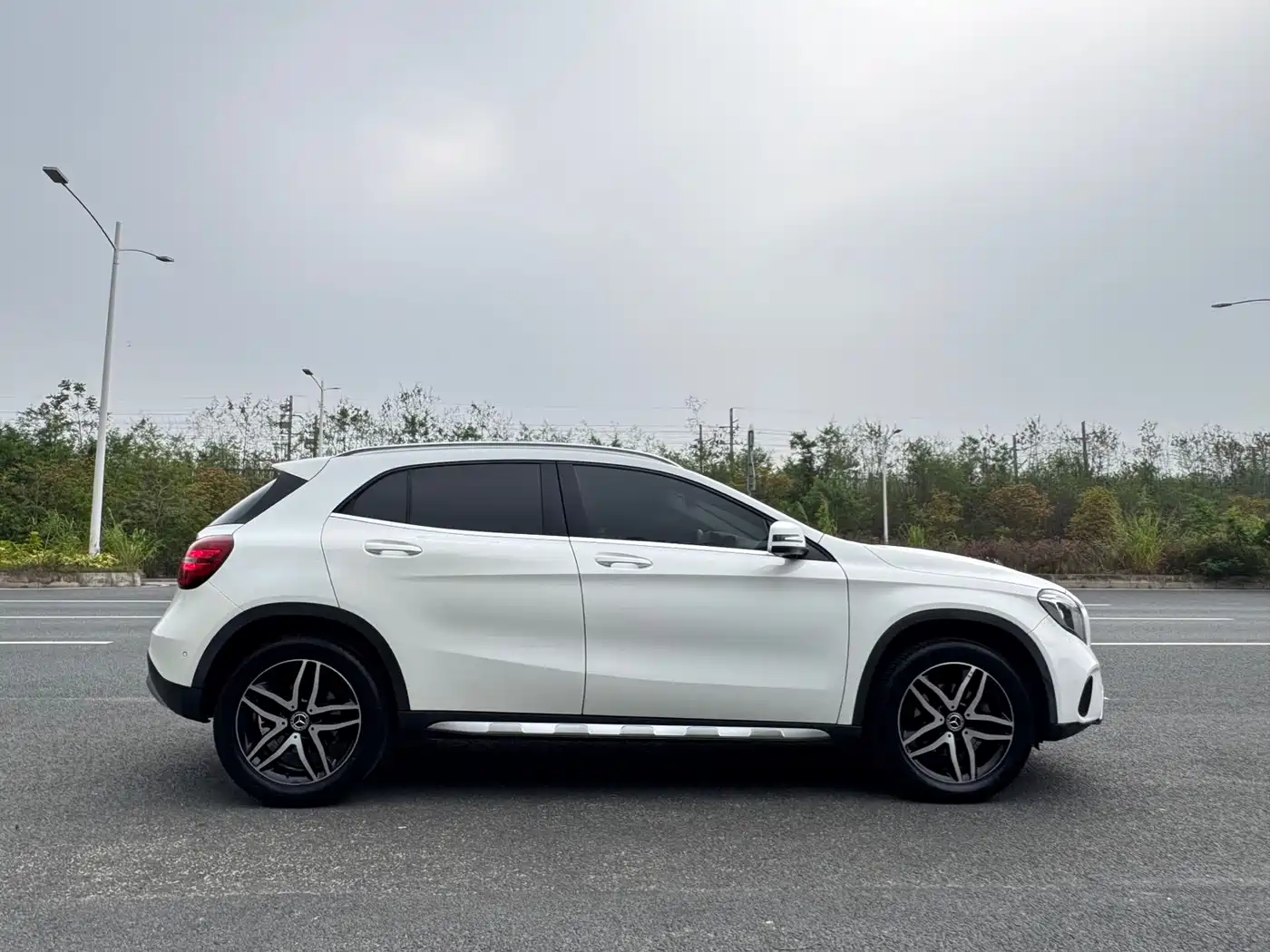 Mercedes-Benz GLA 2017 GLA 200 Fashion фото 11