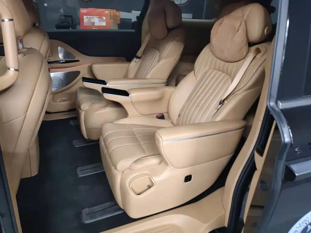 Voyah Auto Voyah Dreamer 2025 PHEV AWD Flagship Kunpeng Edition фото 13