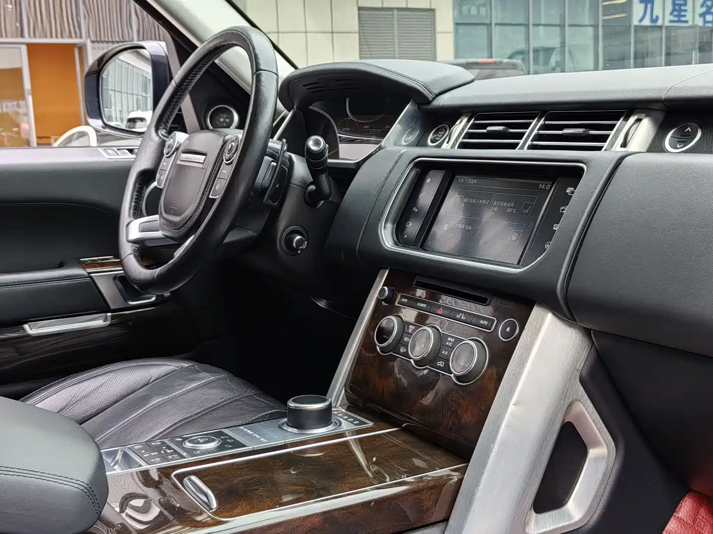 Land Rover Range Rover 2016 3.0 SC V6 Vogue SE Autobiography LWB фото 26