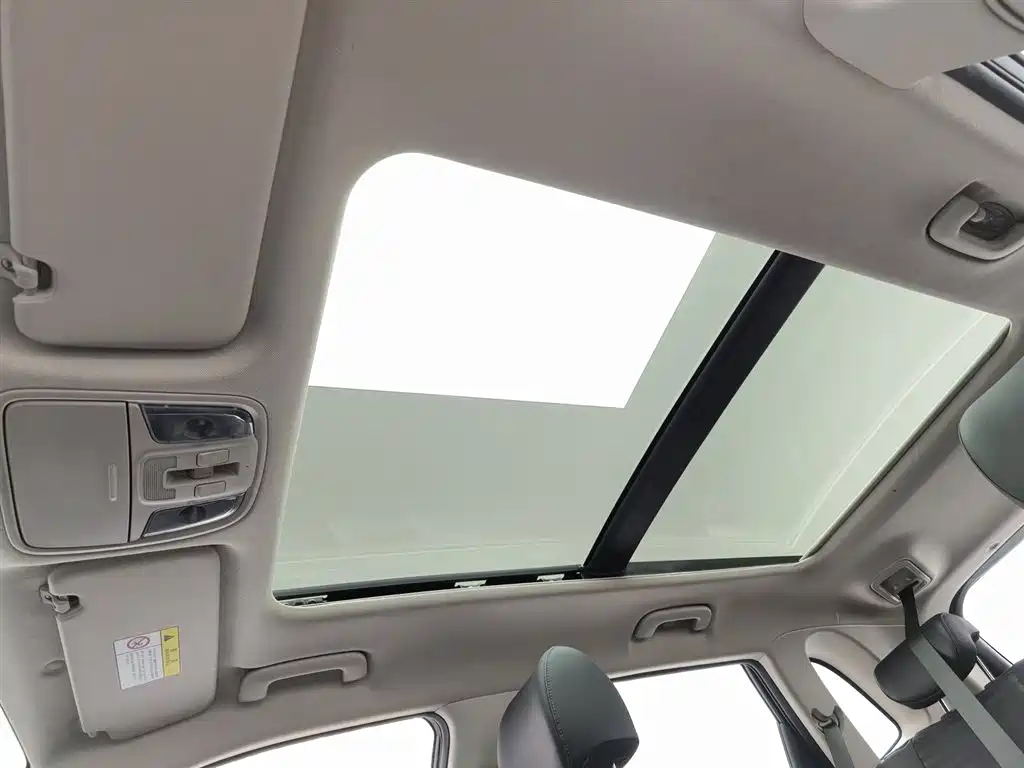 Kia Sportage 2019 2.0L Automatic Smart Luxury Edition фото 14