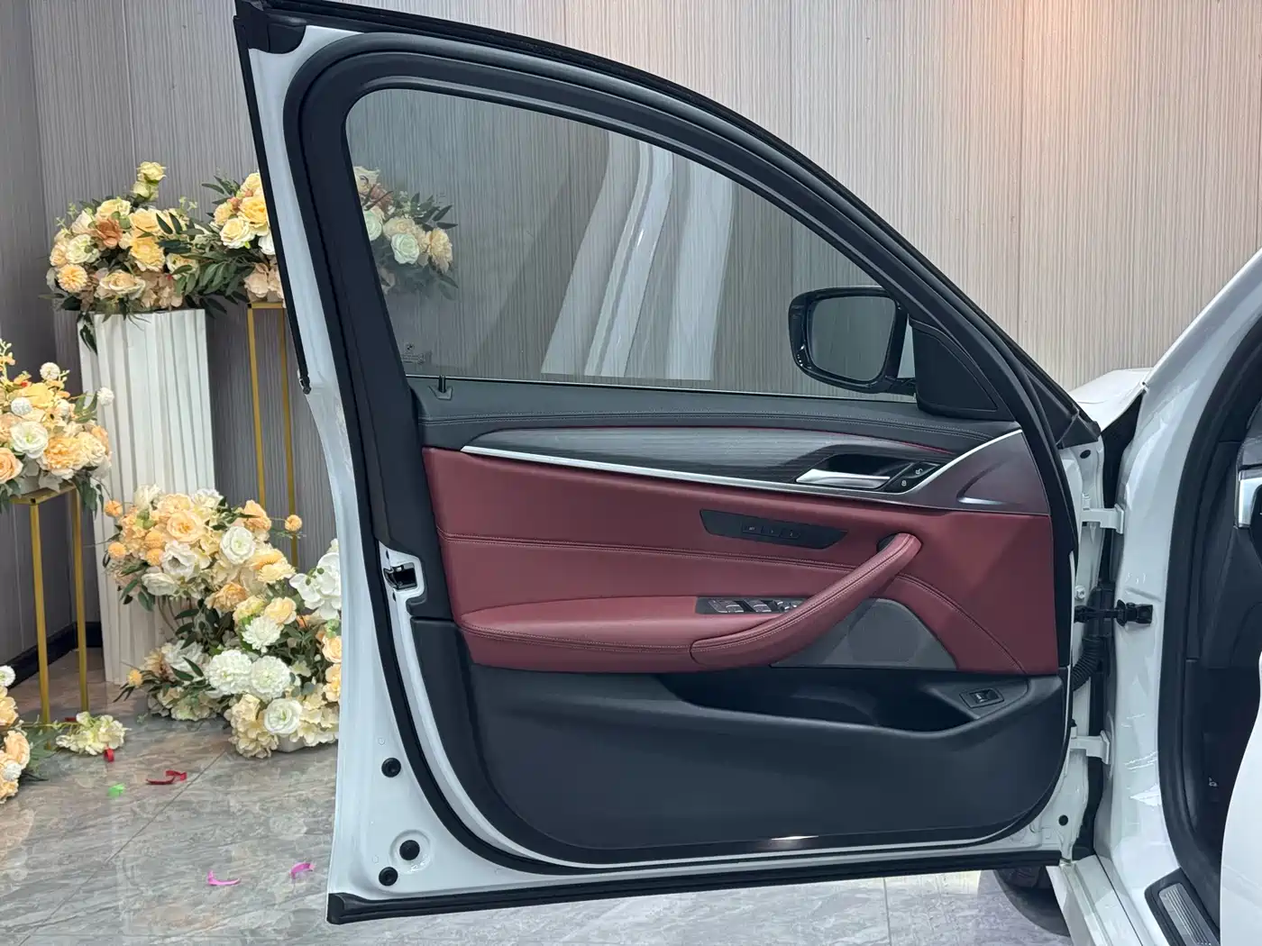 BMW 5 Series 2021 530Li Leading M Sport Package фото 17