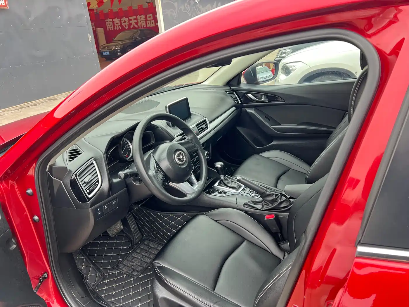 Mazda Mazda 3 2014 2014 Sedan 1.5L Automatic Luxury