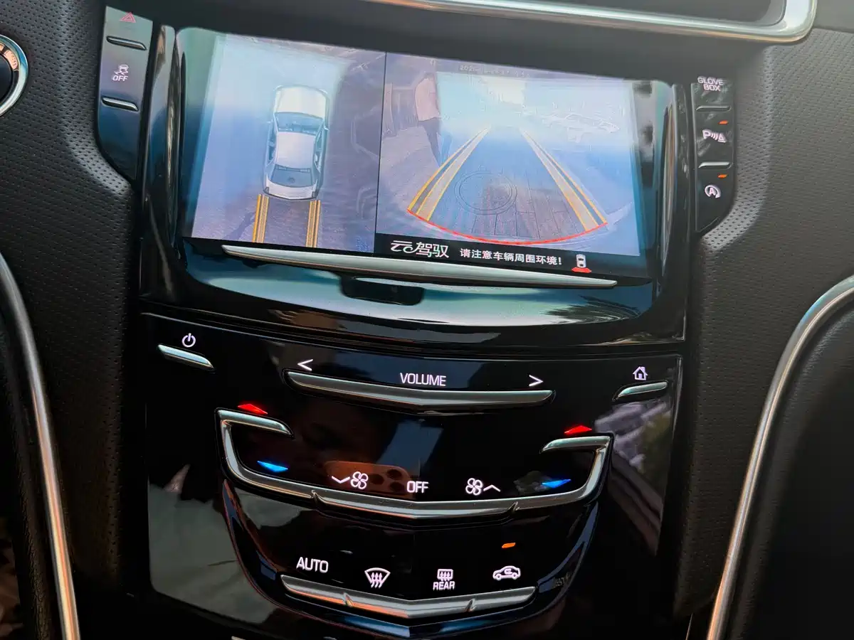 Cadillac XTS 2018 28T Technology фото 18