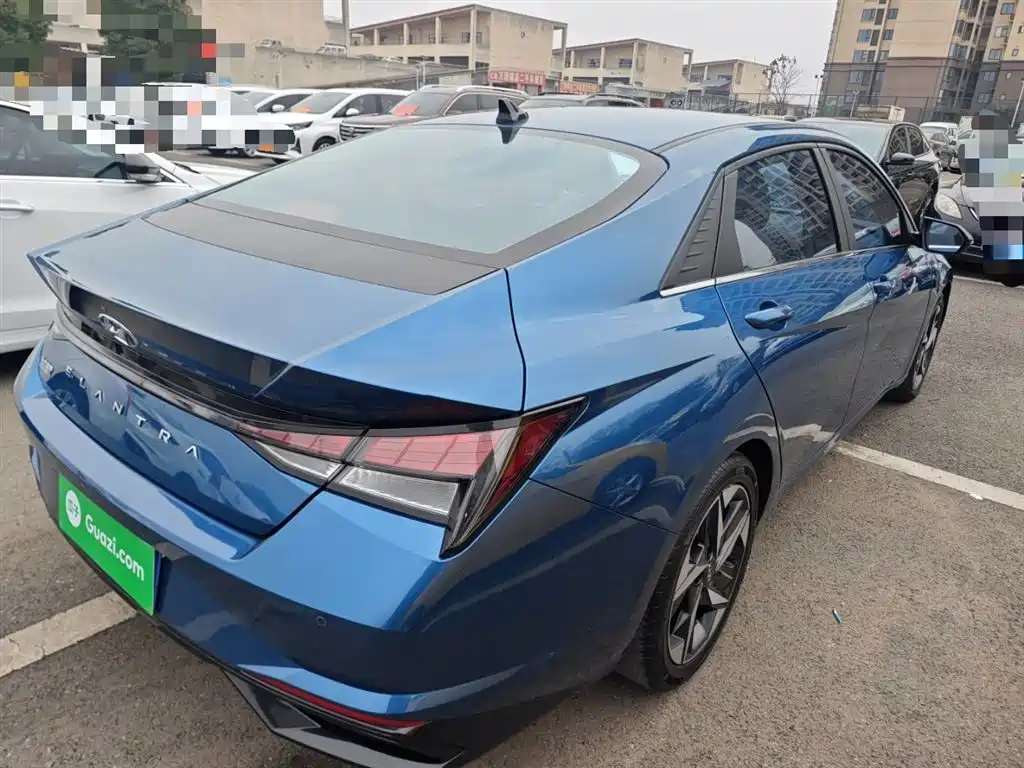 Hyundai Elantra 2022 1.5L CVT GLX Elite Edition фото 7