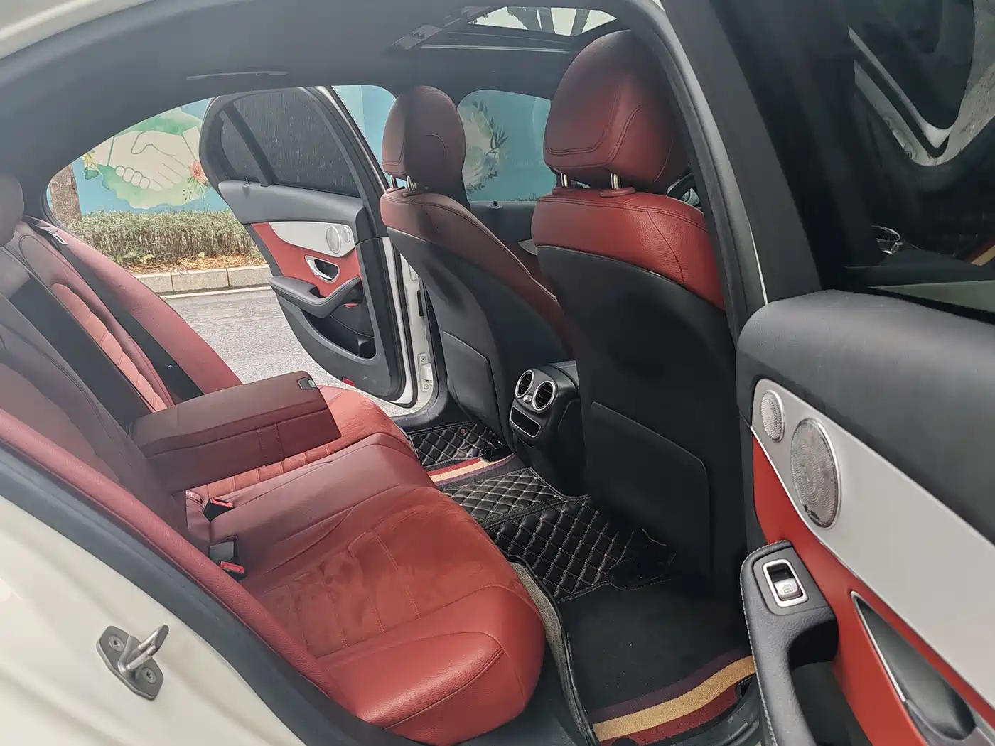 Mercedes-Benz C-Class 2021 C 260 Starry Exclusive Edition фото 6