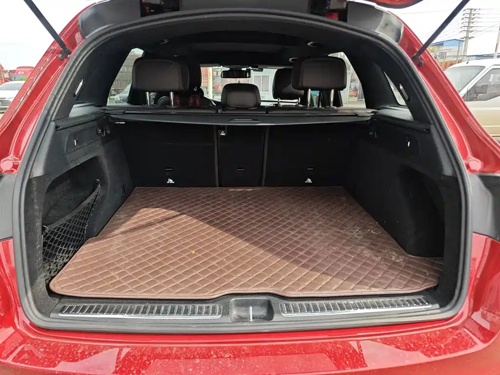 Mercedes-Benz GLC 2018 Facelift GLC 260 4MATIC Dynamic фото 15