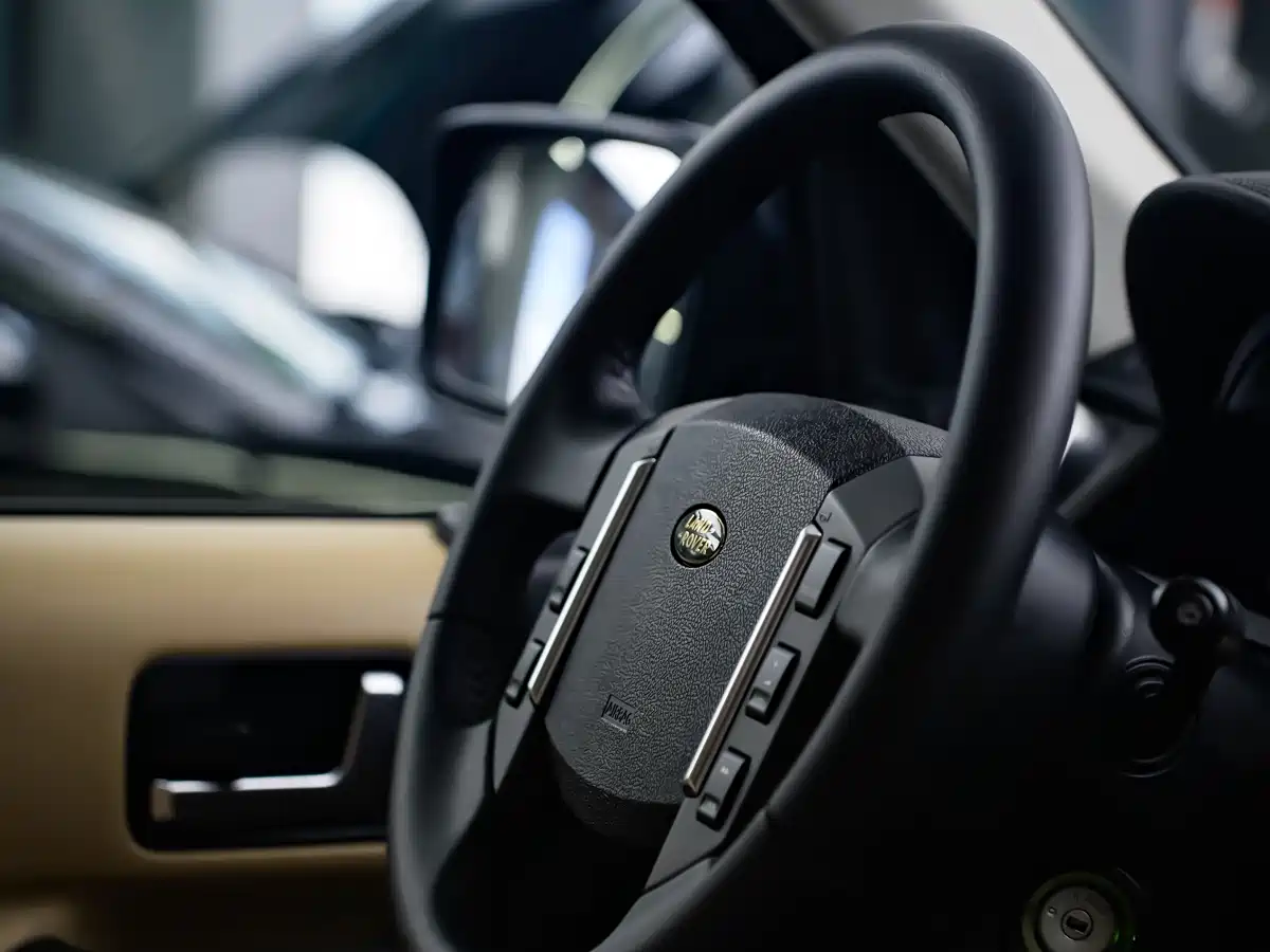 Photo 10 - Land Rover Discovery