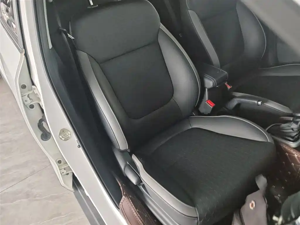 Kia KX1 2019 1.4L Automatic Sport Edition China VI фото 16
