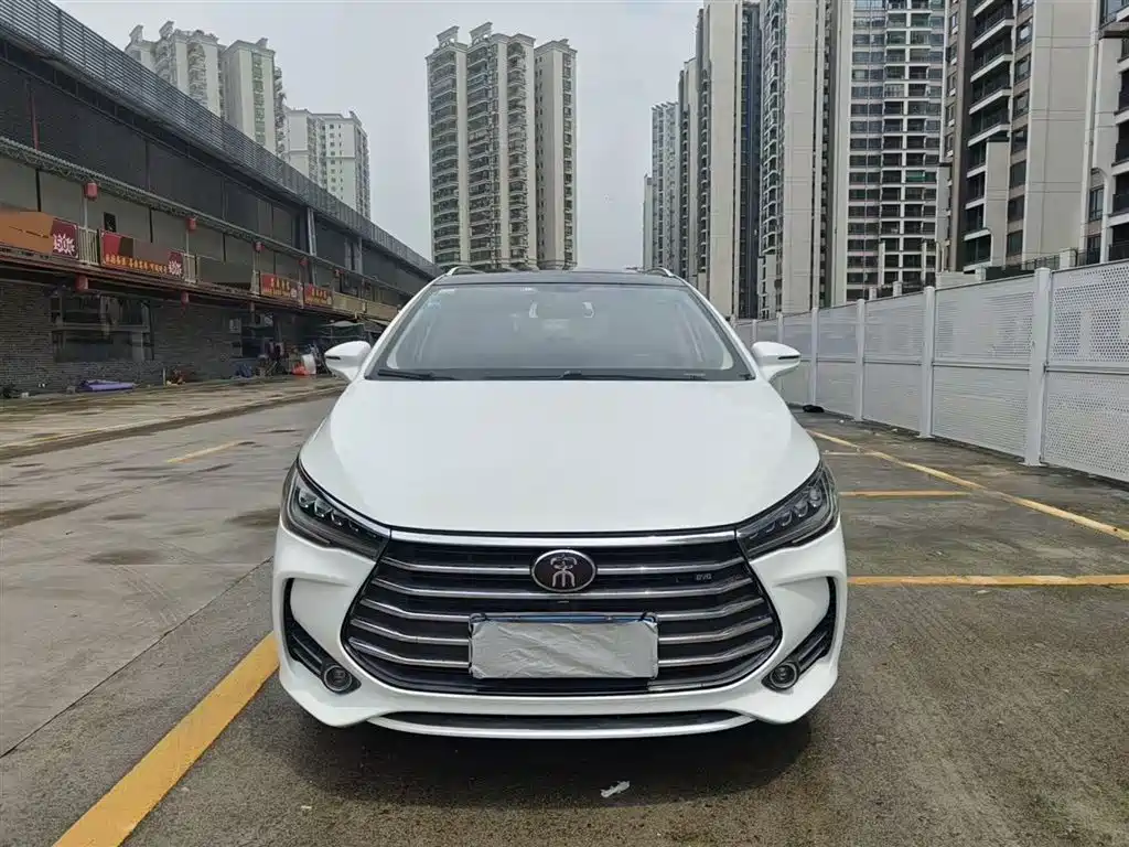 BYD Song MAX 2018 1.5T Auto Smart Connected Premium 7-Seater фото 3