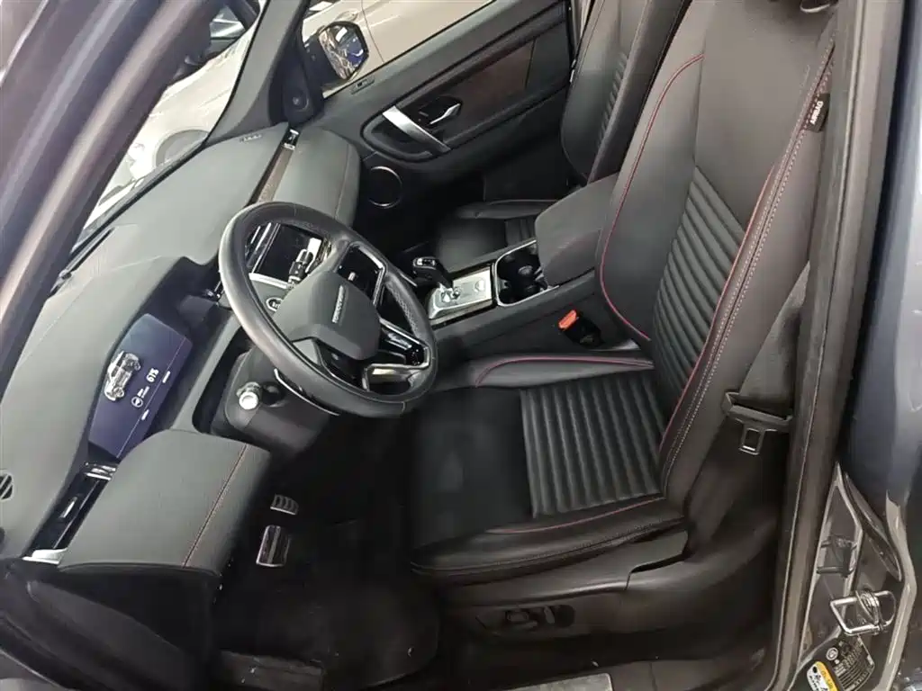 Land Rover Discovery Sport PHEV 2022 Model P300e Performance Technology Edition фото 8