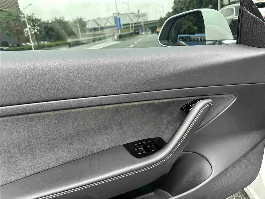 Tesla Model 3 2020 2019 Standard Range Rear-Wheel Drive Upgrade