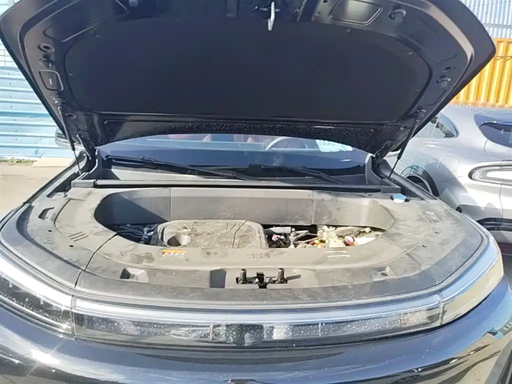 Geely Galaxy Galaxy M9 2025 Base Model фото 20